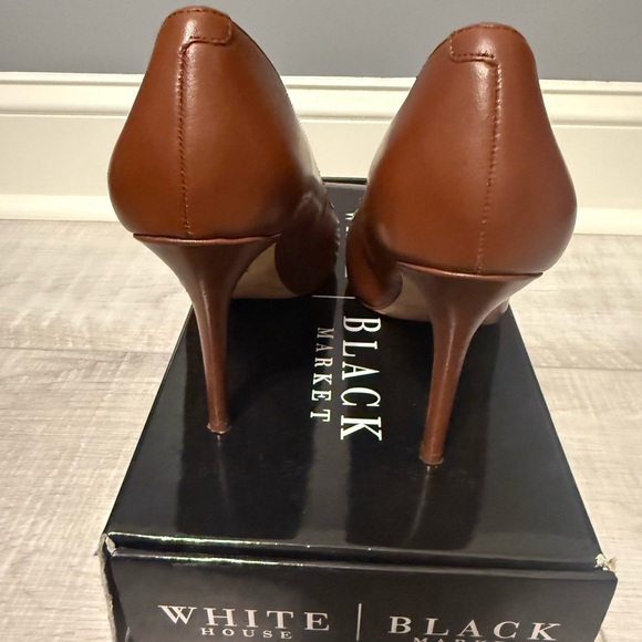 White House Black Market Olivia Rich Mahogany Heels, Size 8 - Picture 5 of 7